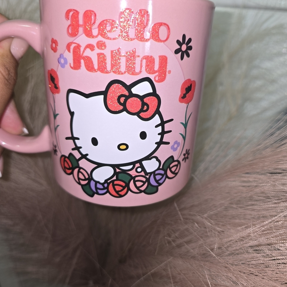 Hello Kitty Pink Ceramic Base - Picture 5 of 7